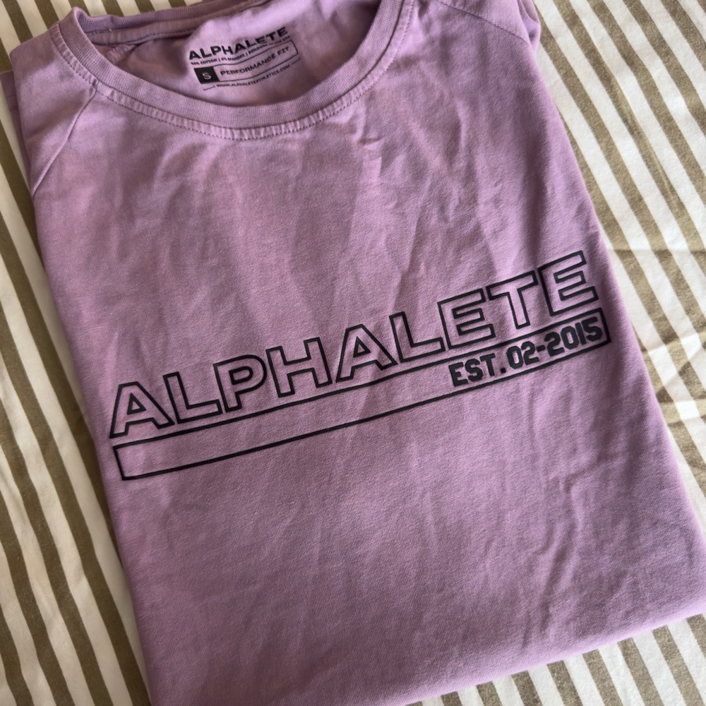Alphalete Lavender Logo Tee - Picture 3 of 5